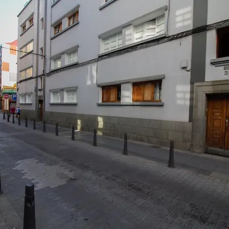Two-bedroom Aparment In Santa Catalina Park